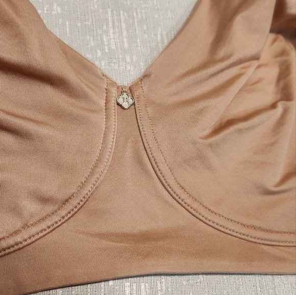 SET 2 BREEZIE BRA 36D Under Wire Free. - Picture 2 of 7